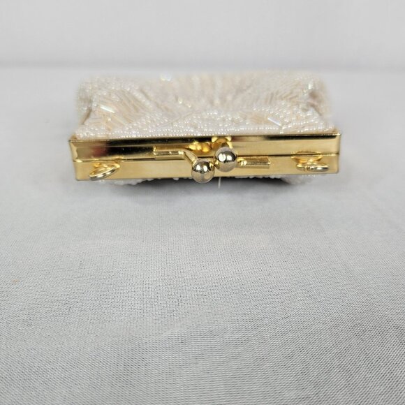 Beaded Seashell Design Vintage Clutch Purse - Picture 11 of 13
